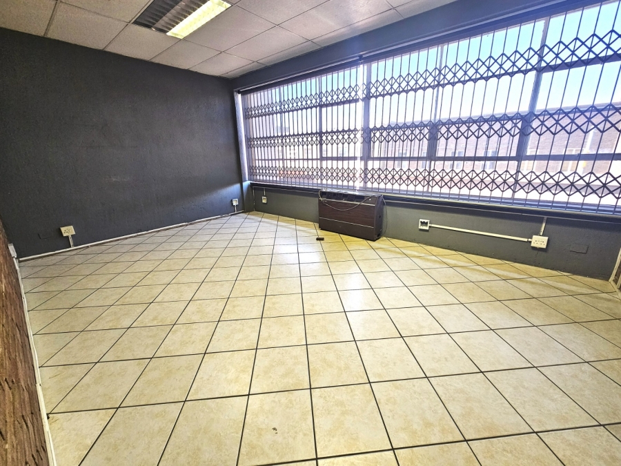 To Let Commercial Property for Rent in Rustenburg Rural North West